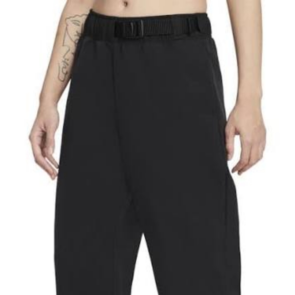 Nike Sportwear Tech Pack